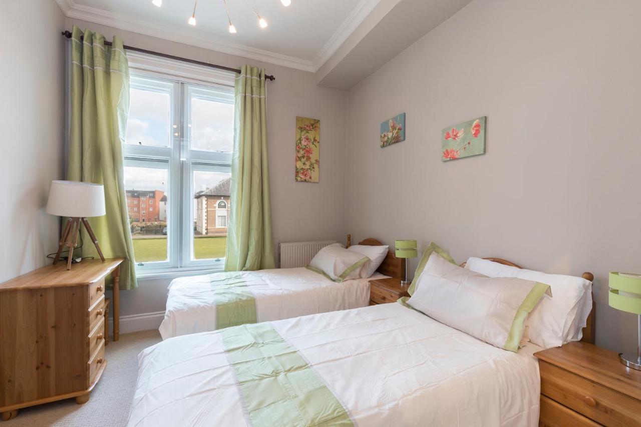 Ambrose Apartments Cheltenham Ngoại thất bức ảnh
